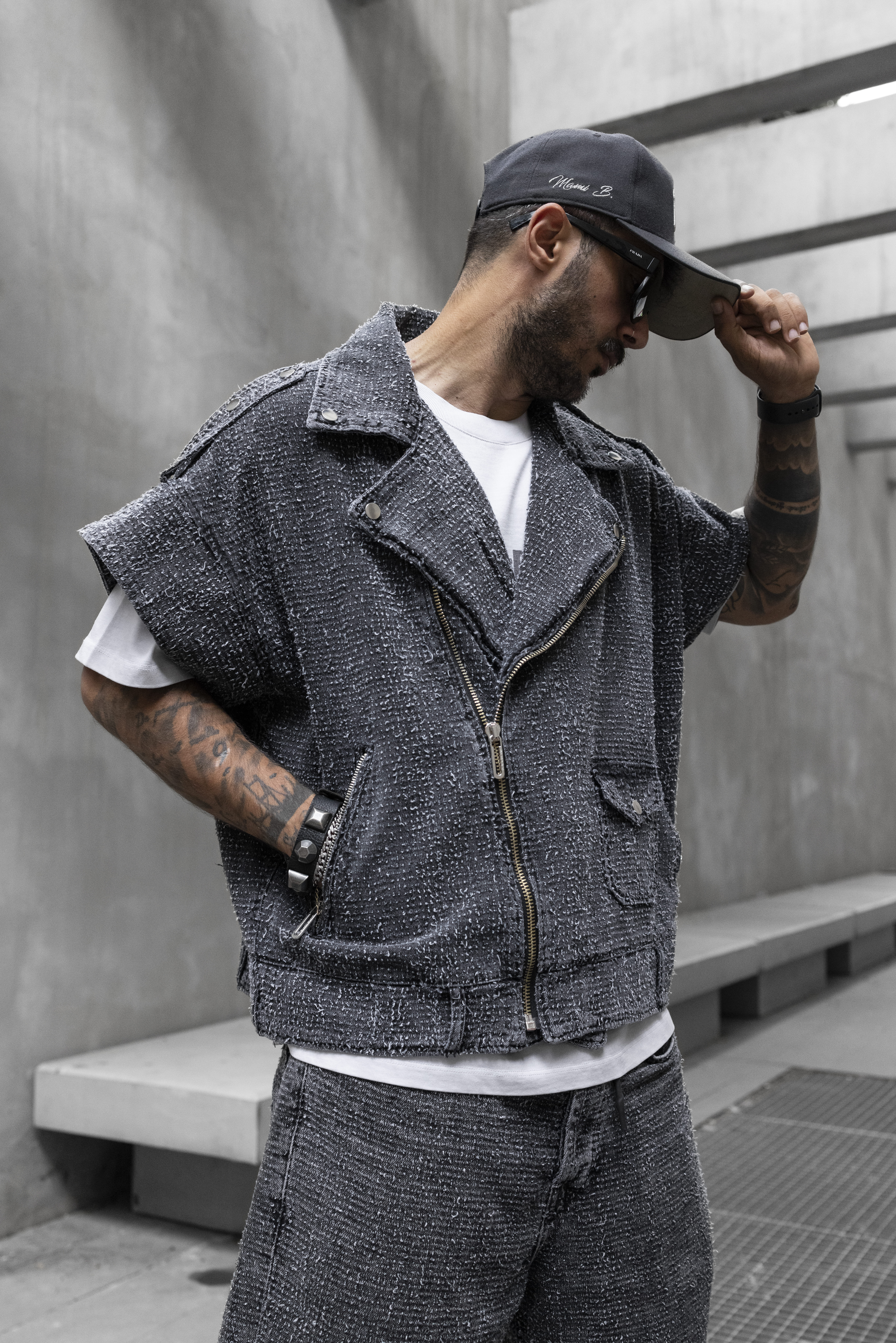 Sleeveless ash color - gray